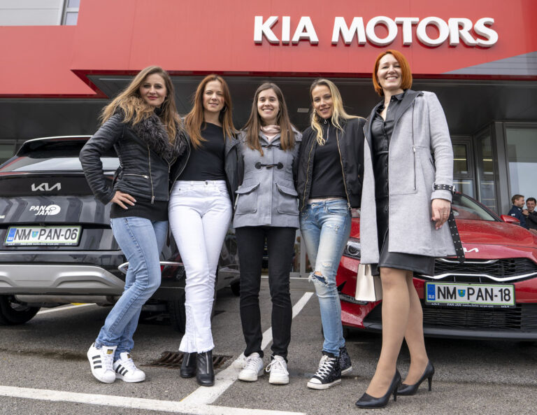 Dan odprtih vrat in brezplačna vožnja z atraktivnimi vozili Škoda in Kia