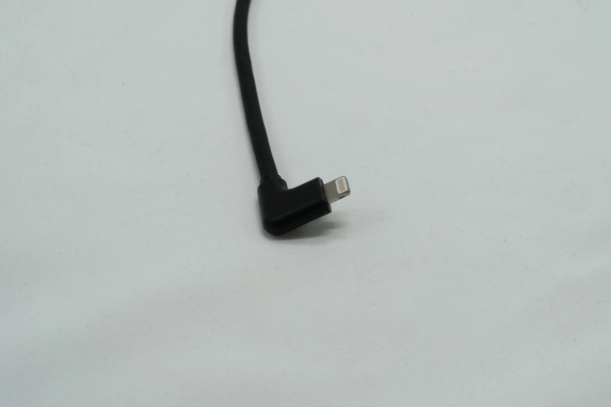 Povezovalni kabel