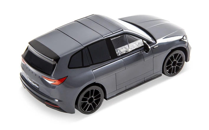 Škoda Enyaq Sportline, sestavljivi model 1 : 35 - slika 2