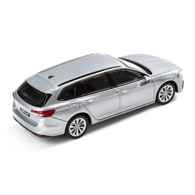 Škoda Superb Combi, model avtomobila 1:43, srebrn - slika 3